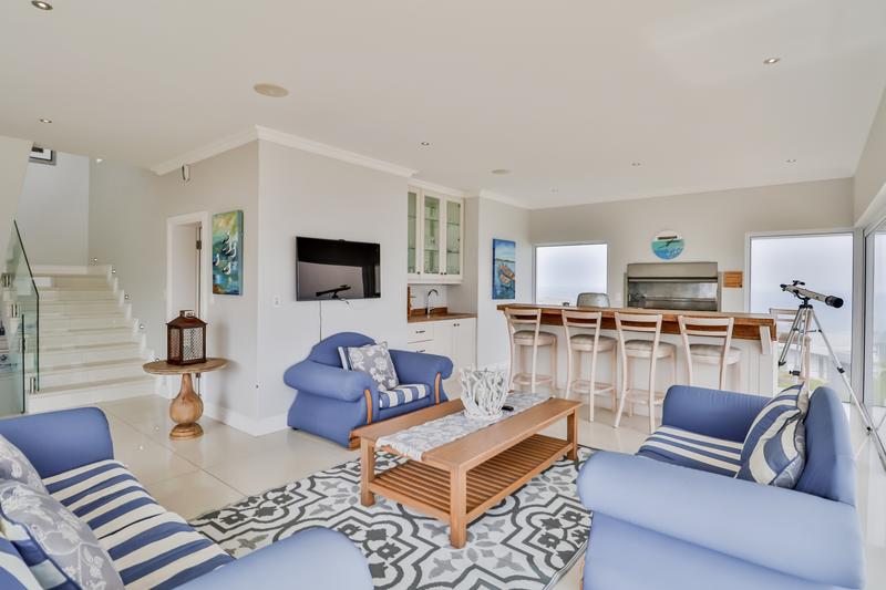 To Let 5 Bedroom Property for Rent in Pinnacle Point Golf Estate Western Cape